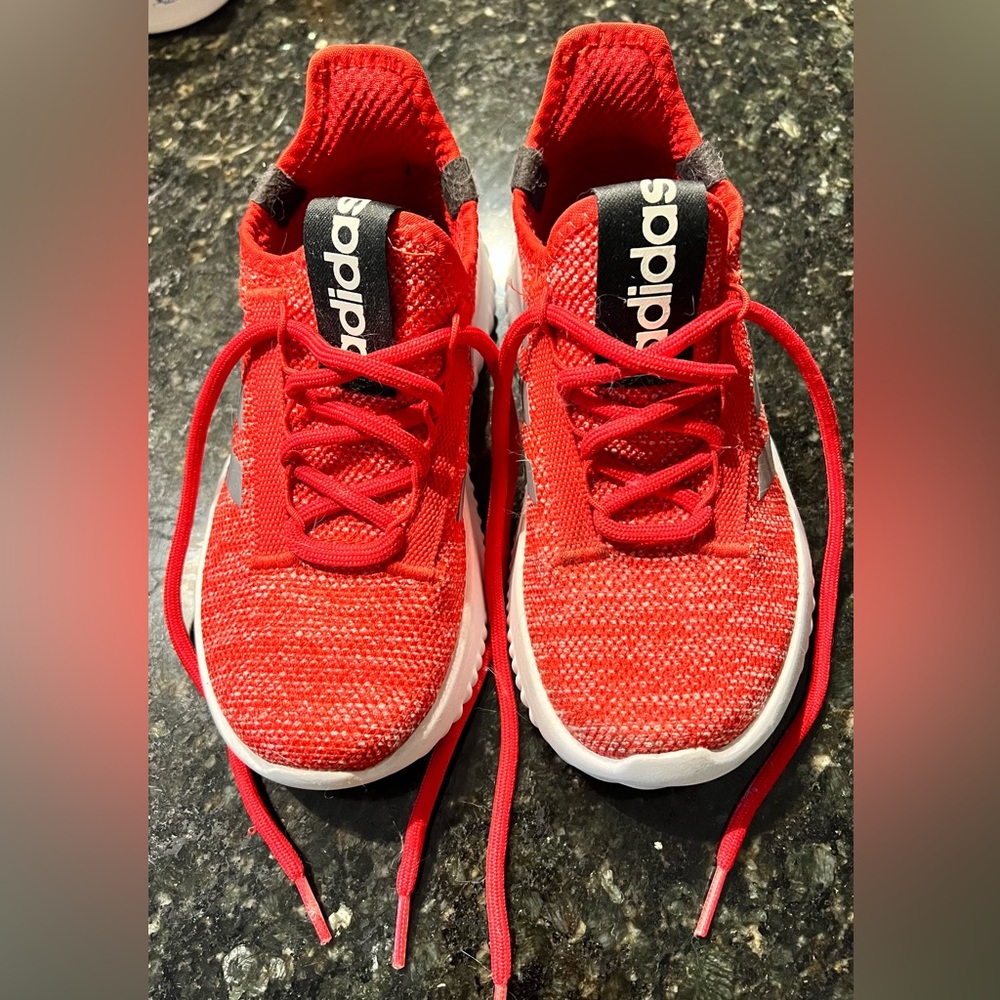 Youth Adidas Kaptir 2.0